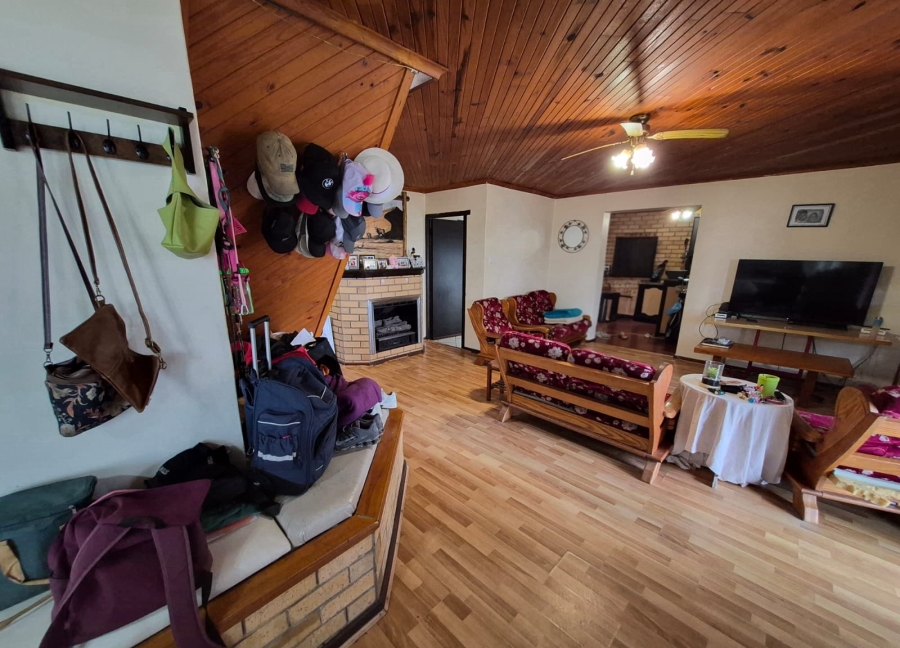 7 Bedroom Property for Sale in Dana Bay Western Cape
